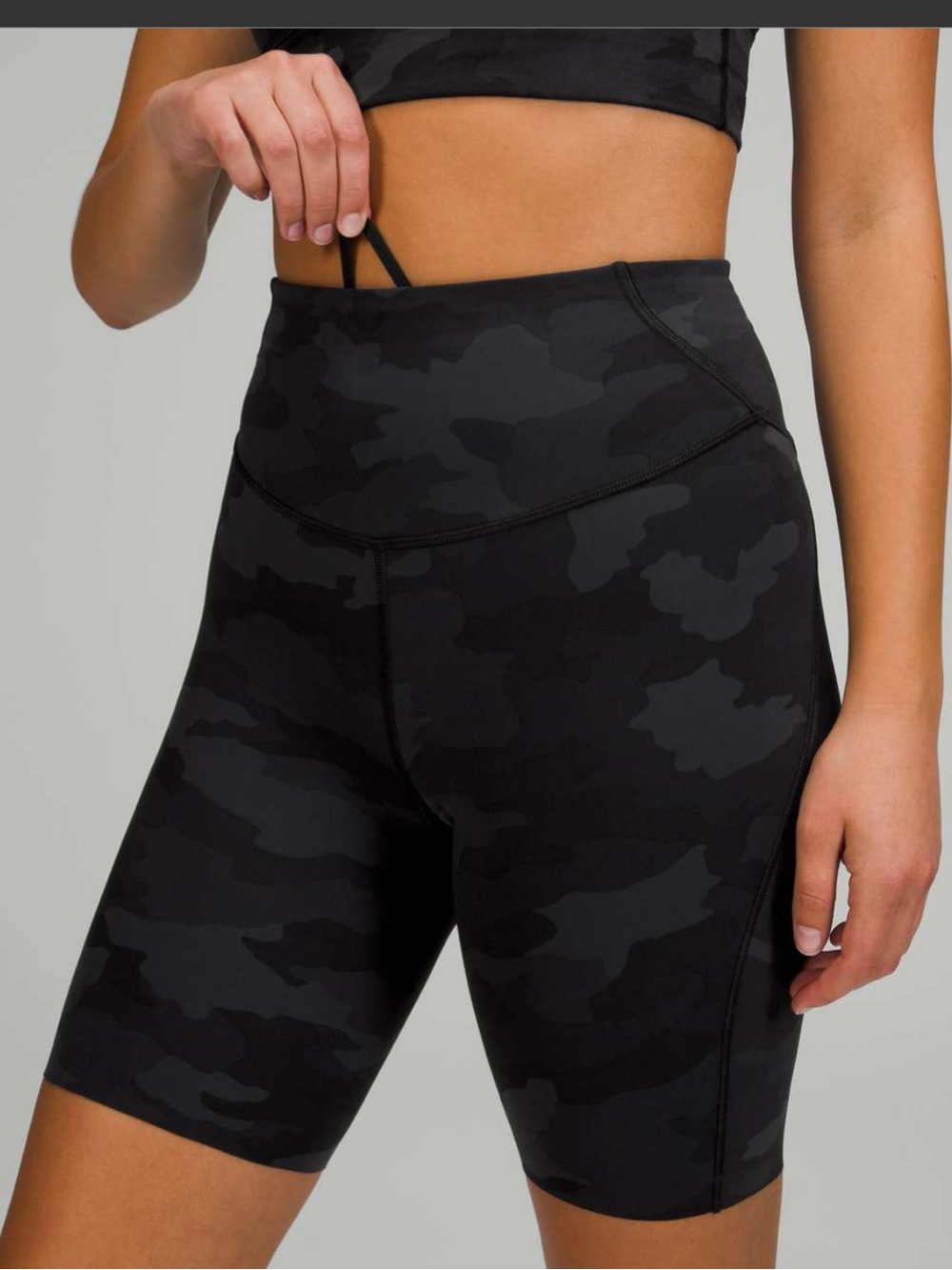 Lululemon Sz 8 Base Pace High-Rise Shorts 8"
Heritage 365 Camo Deep Coal Multi